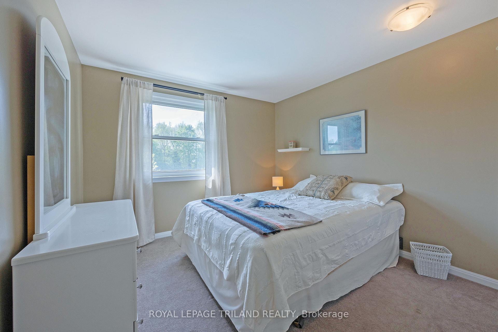 Photo 23 of 1402 Hastings Drive, London, North G — HOMEH