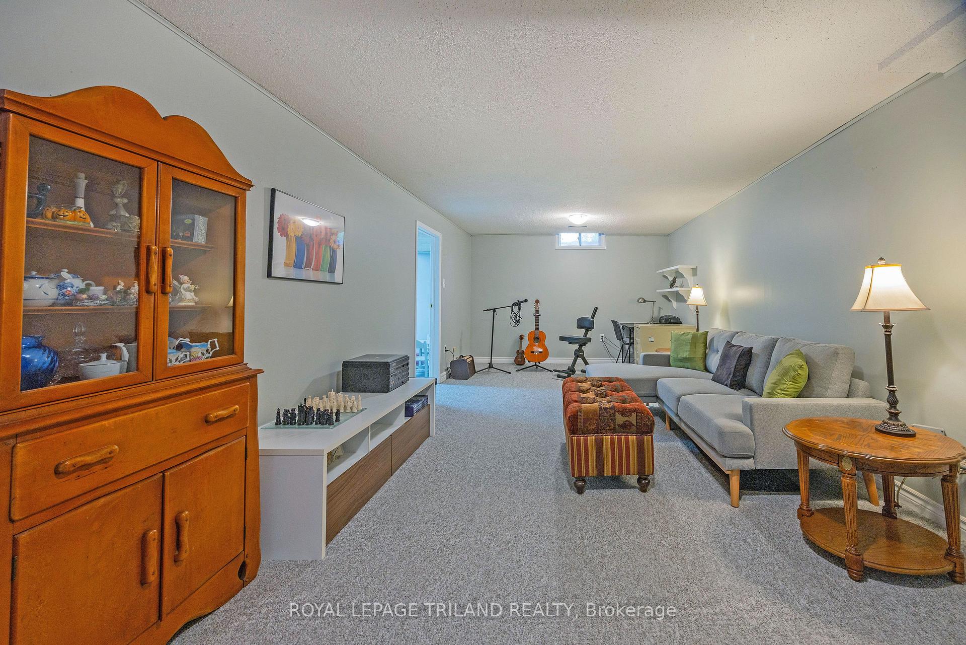 Photo 26 of 1402 Hastings Drive, London, North G — HOMEH