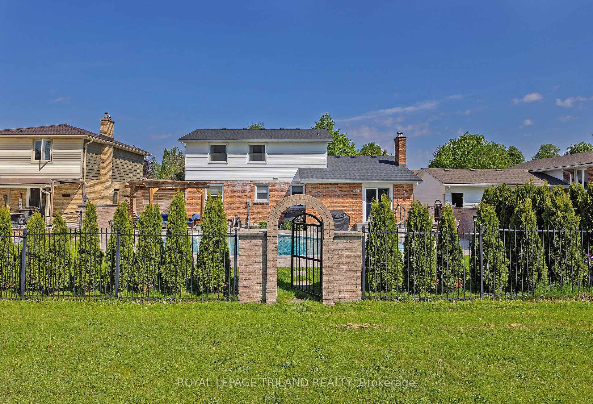Photo 42 of 1402 Hastings Drive, London, North G — HOMEH