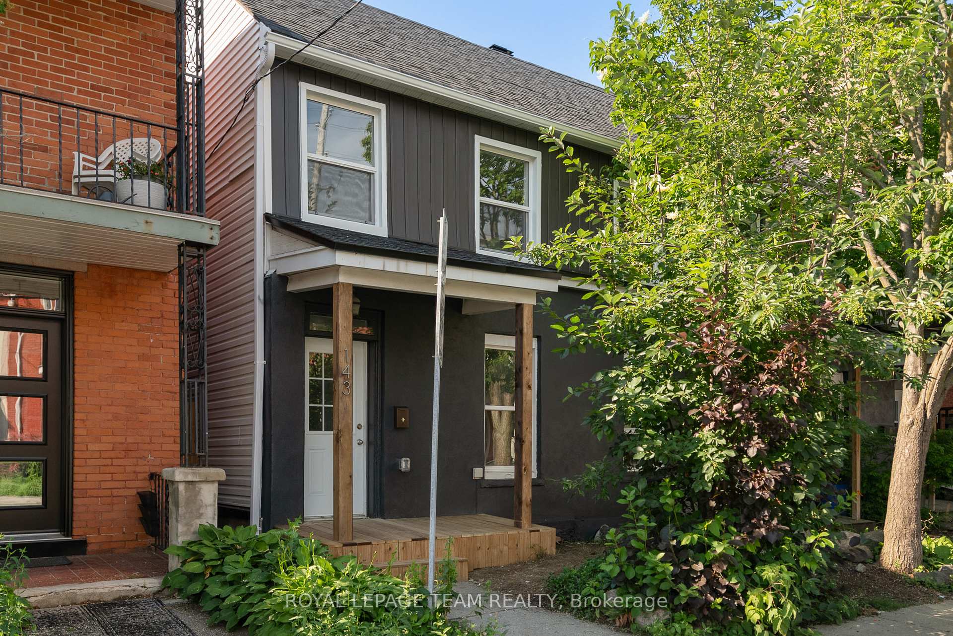 Photo 2 of 143 St Andrew Street, Ottawa, Lower Town/Byward Market — HOMEH