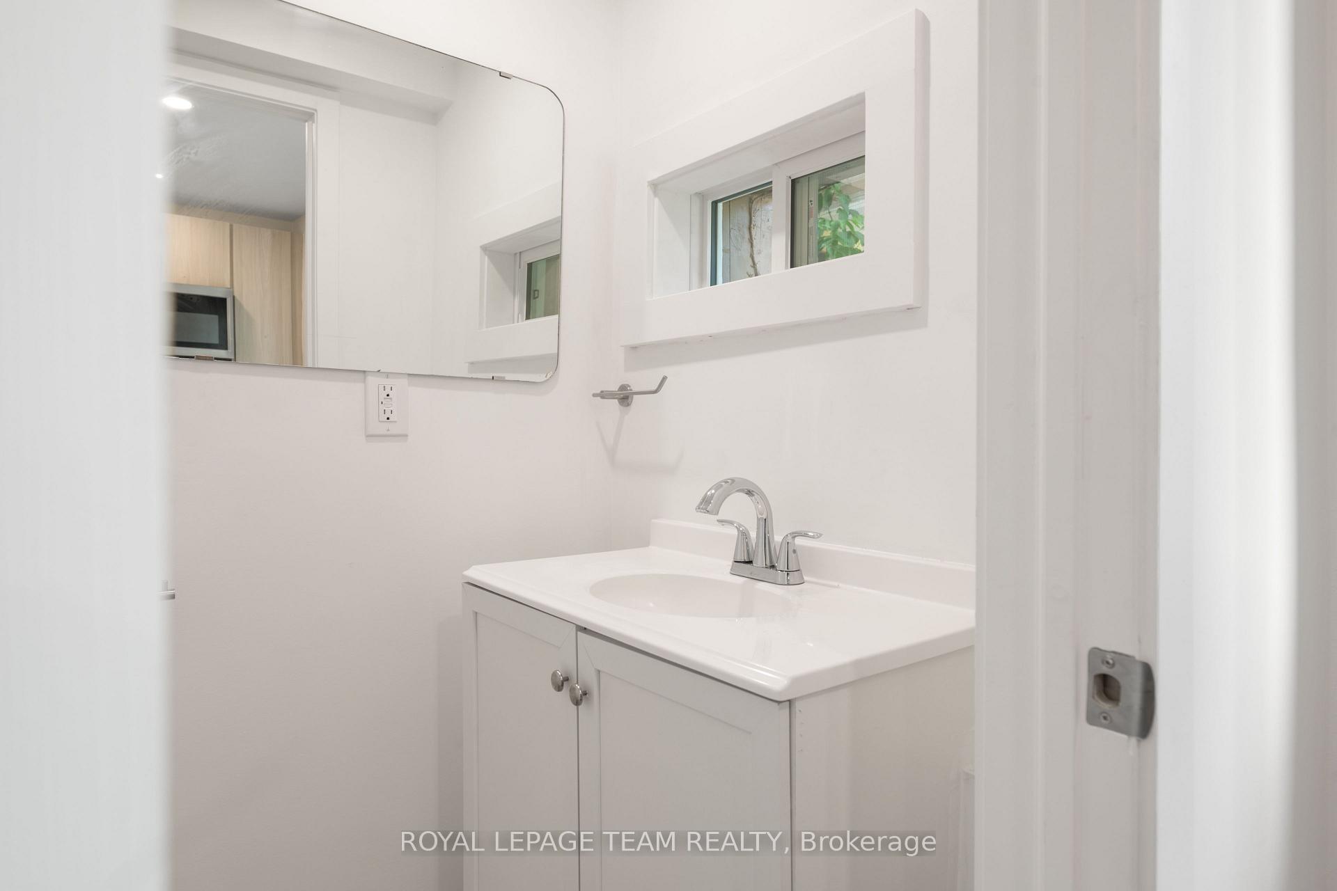Photo 18 of 143 St Andrew Street, Ottawa, Lower Town/Byward Market — HOMEH