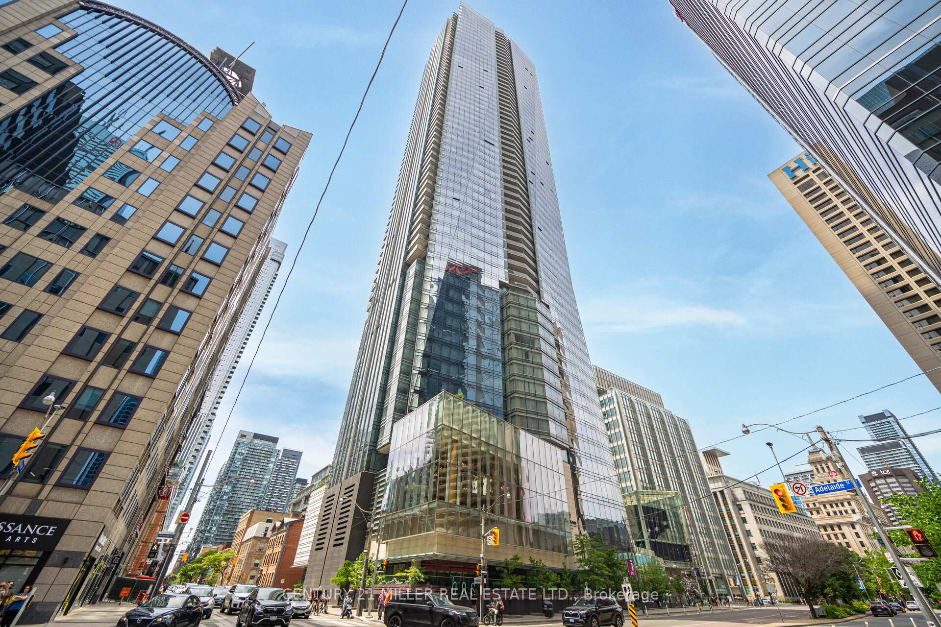 Front of Unit 2705, 180 University Avenue