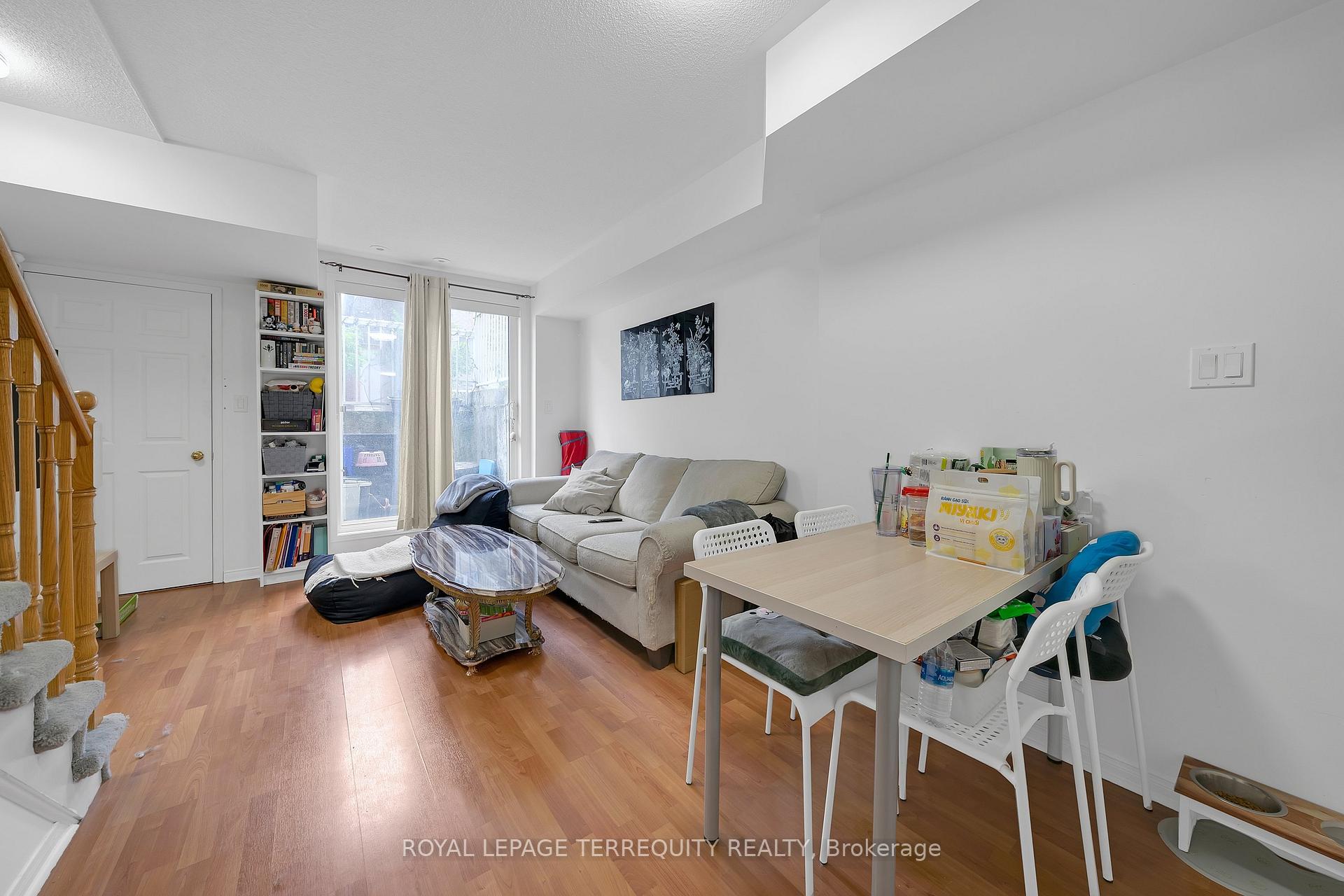 Photo 9 of Unit 124, 75 Turntable Crescent, Toronto, Dovercourt-Wallace Emerson-Junction — HOMEH