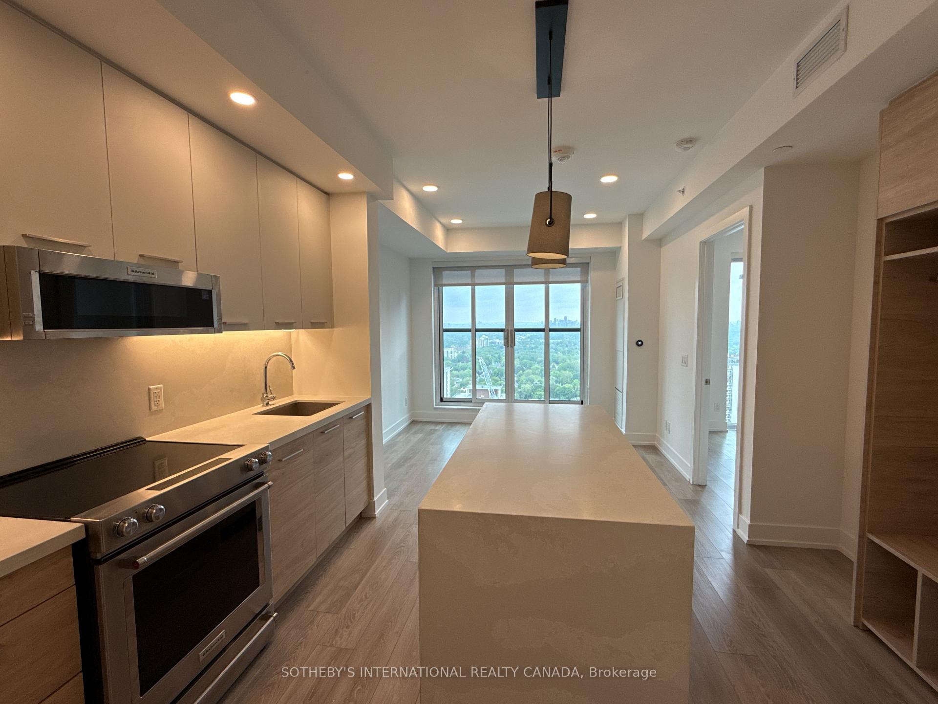 Photo 2 of Unit 2208, 200 Redpath Avenue, Toronto, Mount Pleasant East — HOMEH