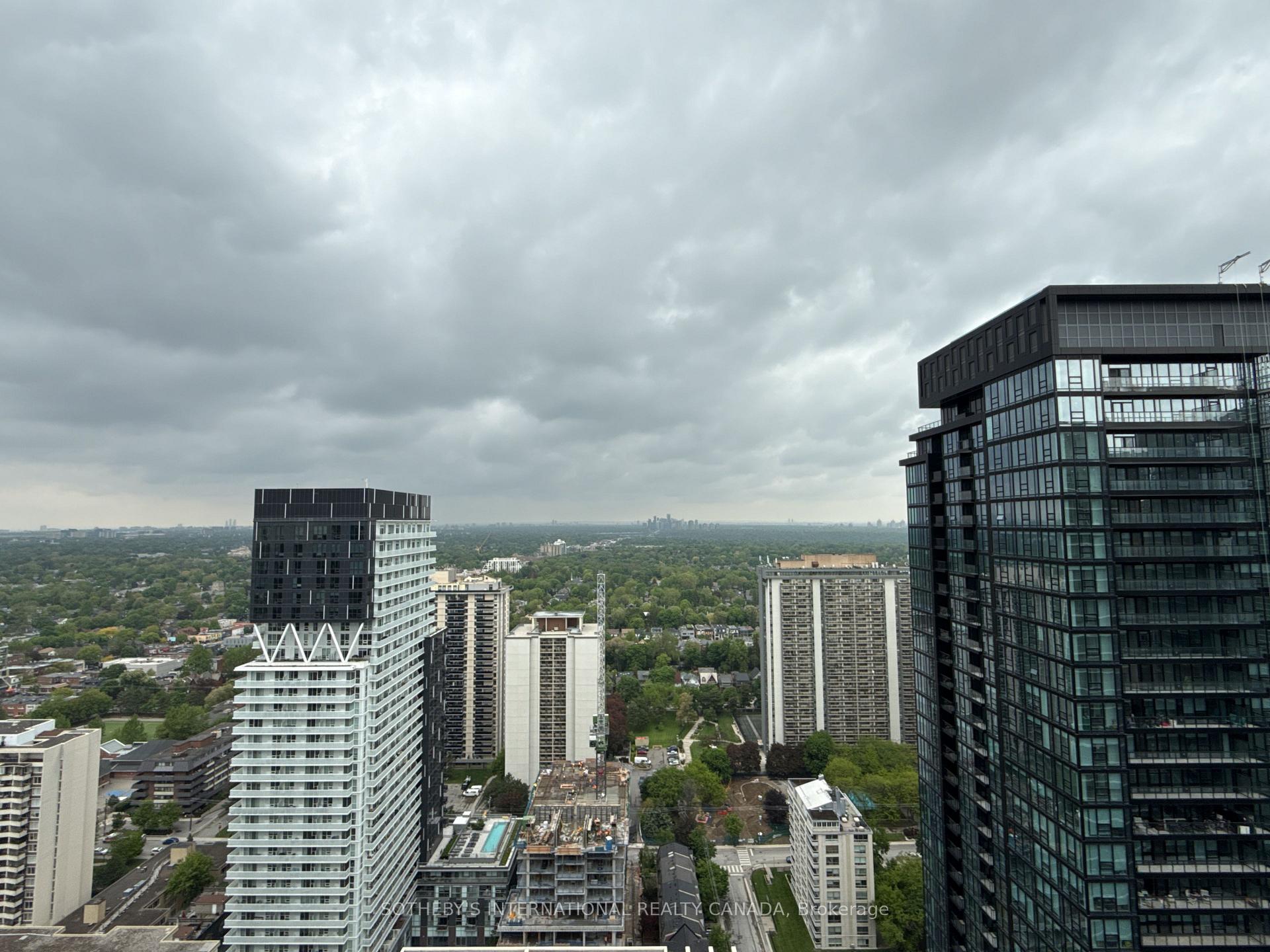 Photo 11 of Unit 2208, 200 Redpath Avenue, Toronto, Mount Pleasant East — HOMEH