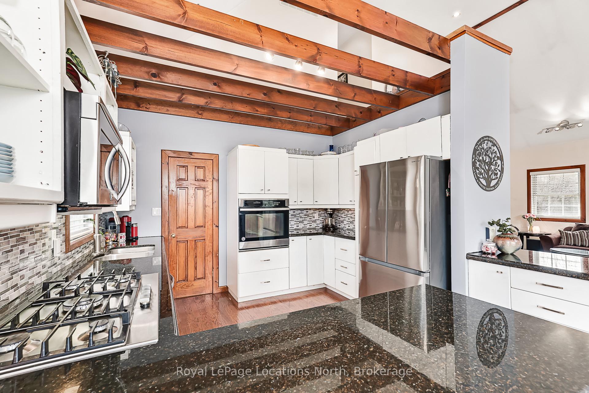 Photo 9 of 63 Broadview Street, Collingwood — HOMEH