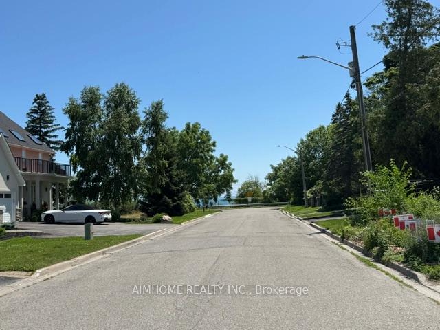 Photo 3 of 532 Marksbury Road, Pickering, West Shore — HOMEH
