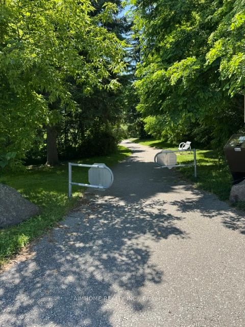 Photo 4 of 532 Marksbury Road, Pickering, West Shore — HOMEH