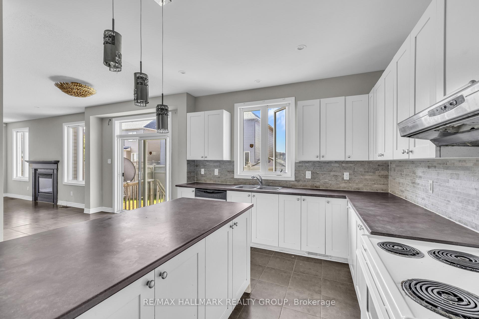 Photo 14 of 254 Terrapin Terrace, Ottawa, Avalon East — HOMEH