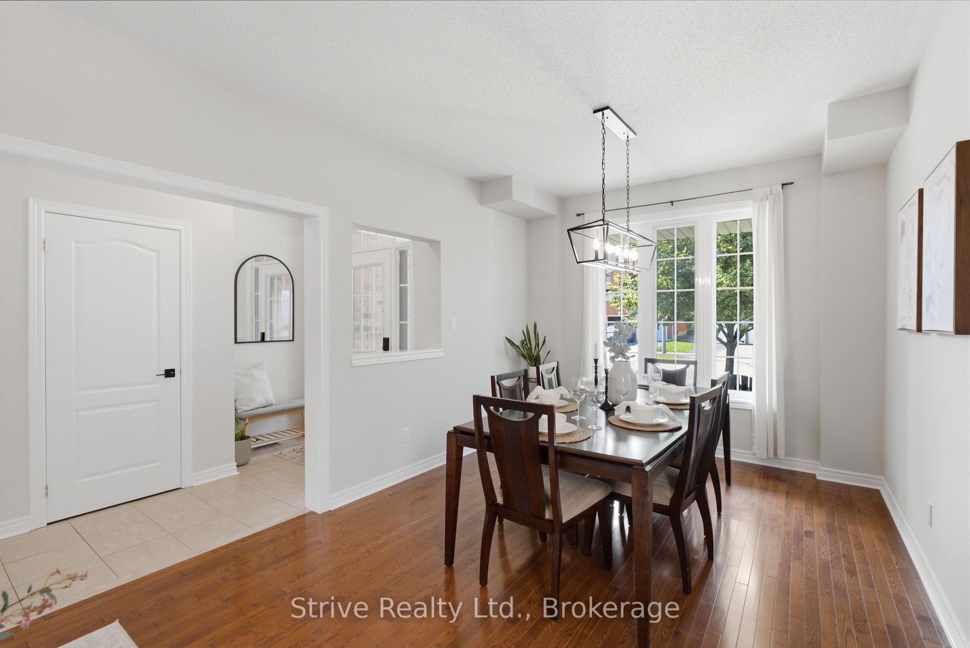 Photo 4 of 272 Huntington Crescent, Clarington, Courtice — HOMEH