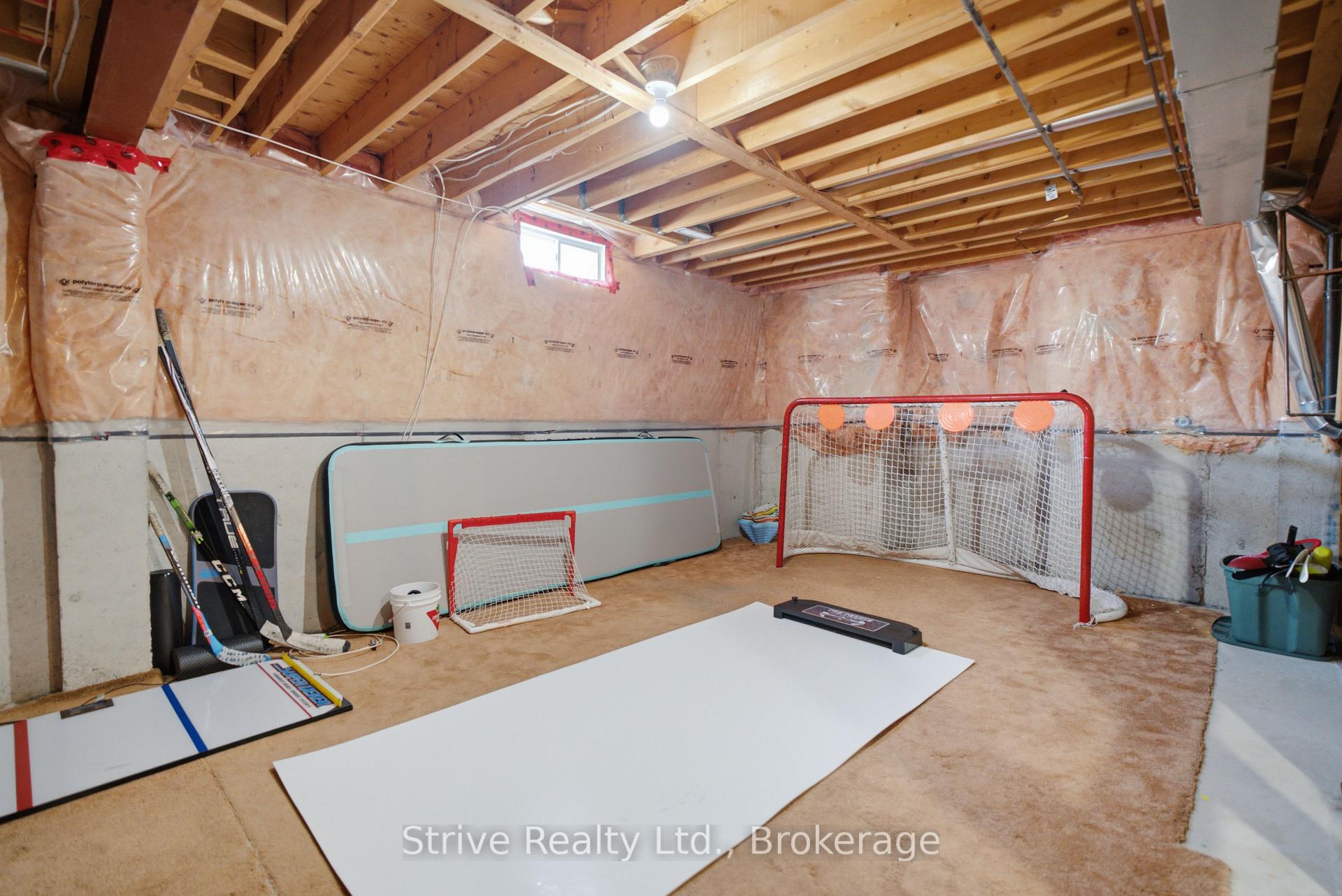 Photo 24 of 272 Huntington Crescent, Clarington, Courtice — HOMEH