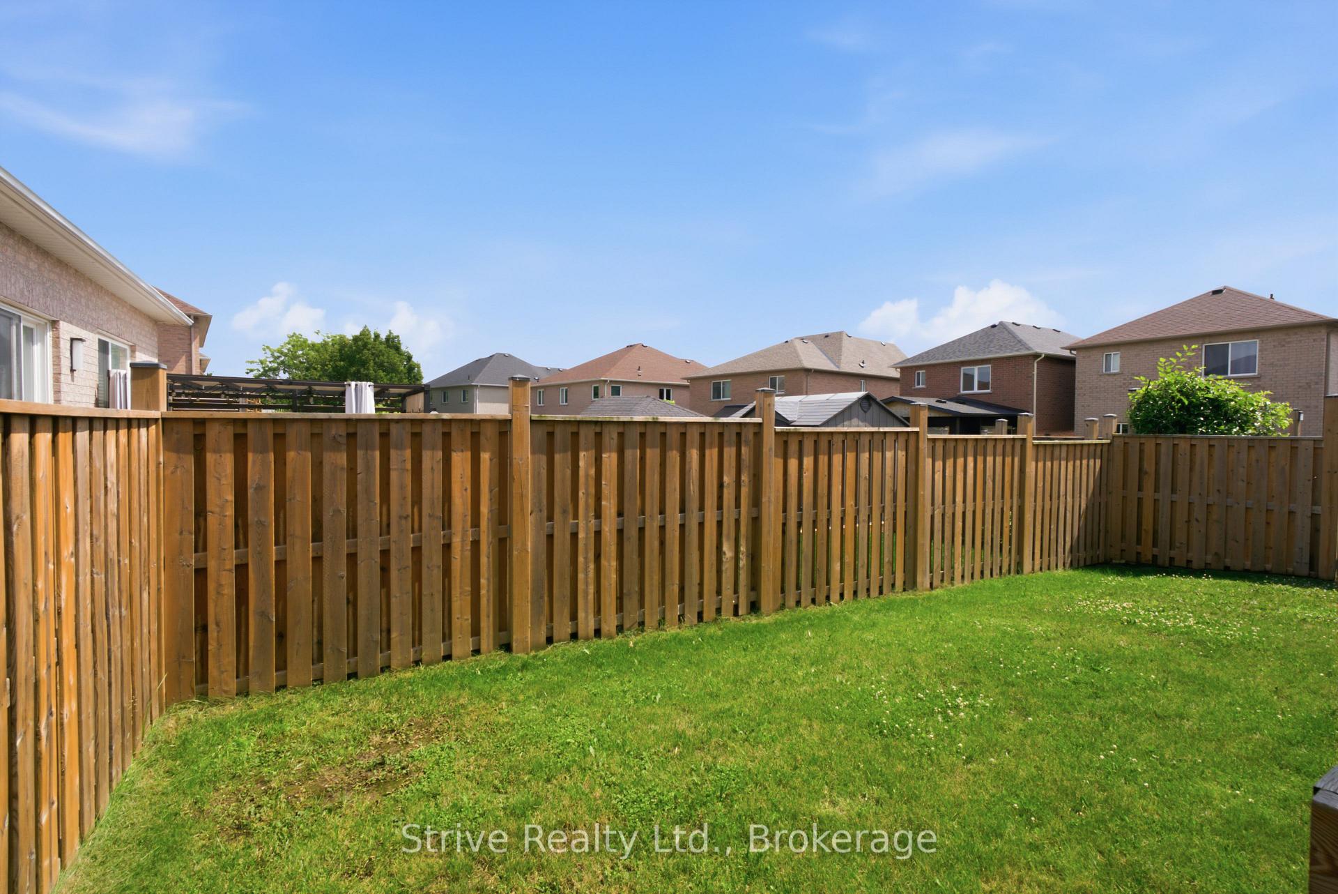 Photo 27 of 272 Huntington Crescent, Clarington, Courtice — HOMEH