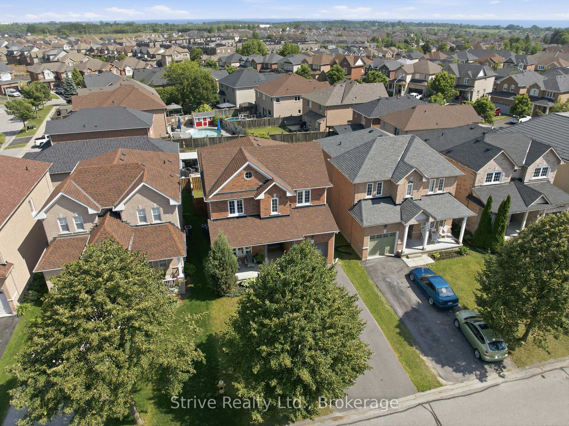 Photo 29 of 272 Huntington Crescent, Clarington, Courtice — HOMEH