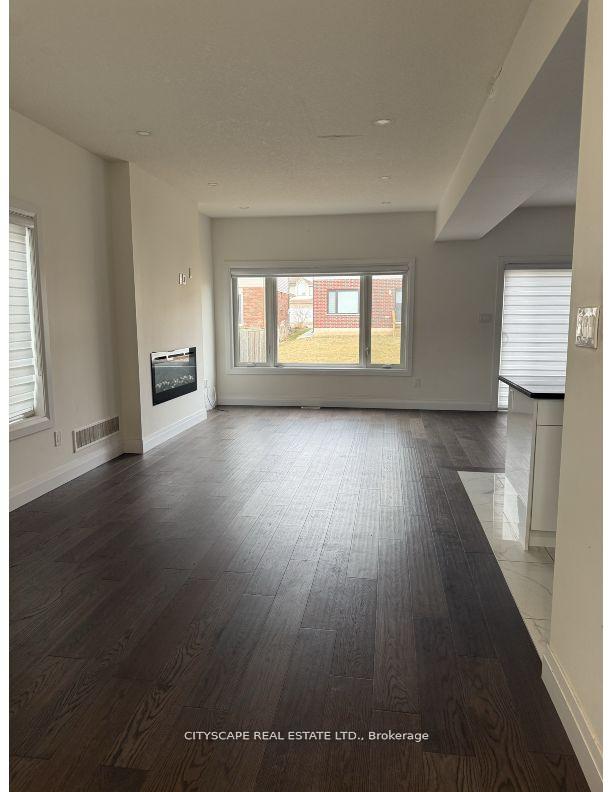 Front of 2912 Lemieux Walk