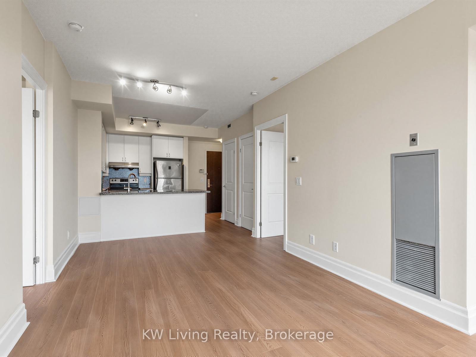 Photo 13 of Unit 604, 21 Upper Duke Crescent, Markham, Unionville — HOMEH