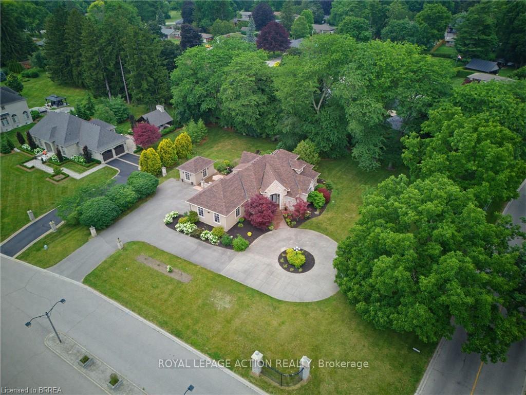 Photo 1 of 1 Rue Chateaux Terrace, Brantford, Empire South — HOMEH