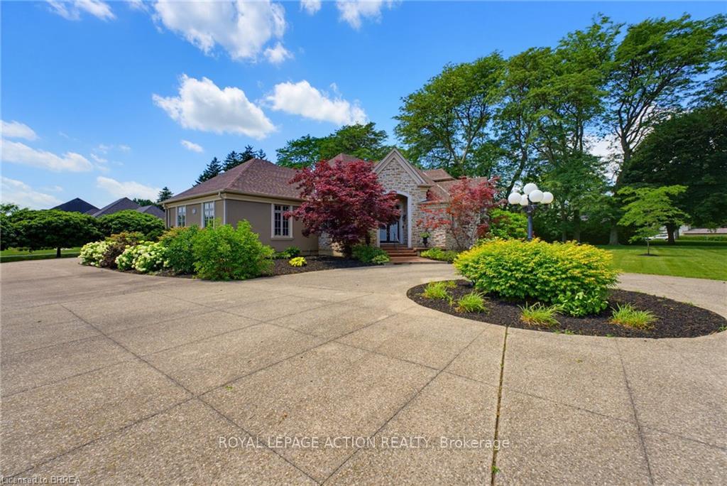 Photo 4 of 1 Rue Chateaux Terrace, Brantford, Empire South — HOMEH