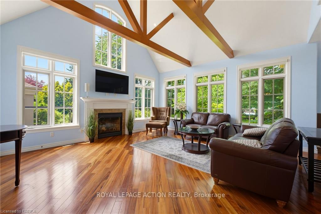 Photo 8 of 1 Rue Chateaux Terrace, Brantford, Empire South — HOMEH