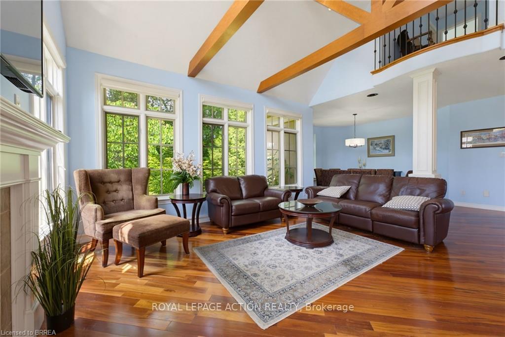 Photo 9 of 1 Rue Chateaux Terrace, Brantford, Empire South — HOMEH