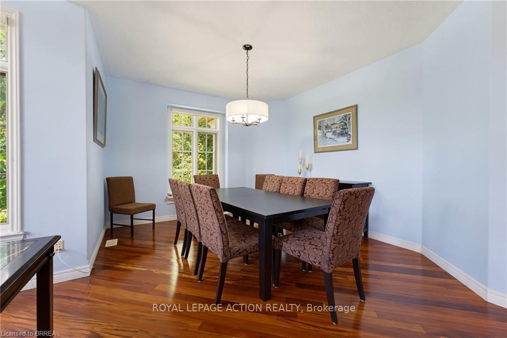 Photo 10 of 1 Rue Chateaux Terrace, Brantford, Empire South — HOMEH