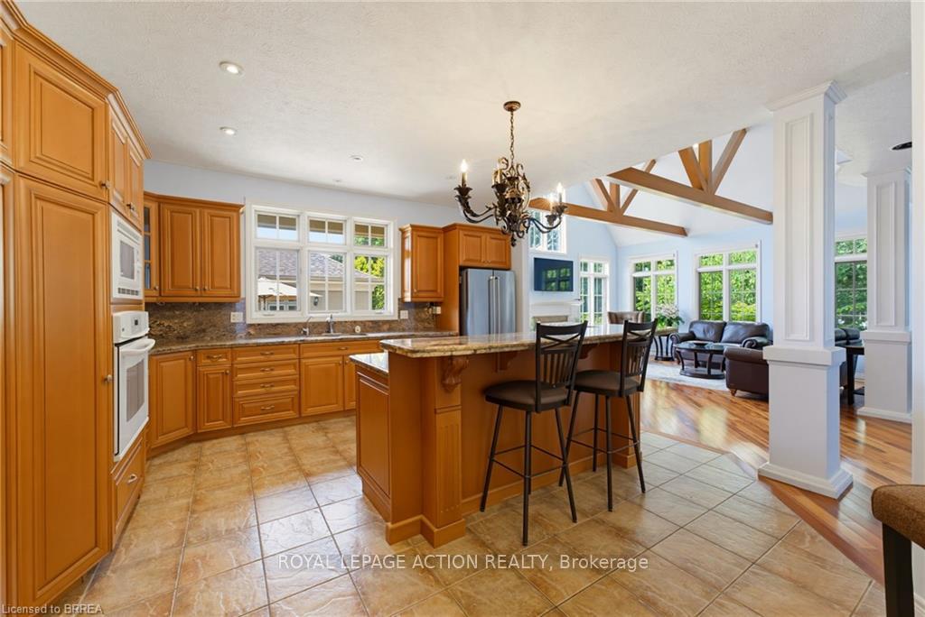 Photo 12 of 1 Rue Chateaux Terrace, Brantford, Empire South — HOMEH