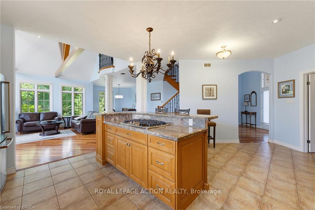Photo 13 of 1 Rue Chateaux Terrace, Brantford, Empire South — HOMEH