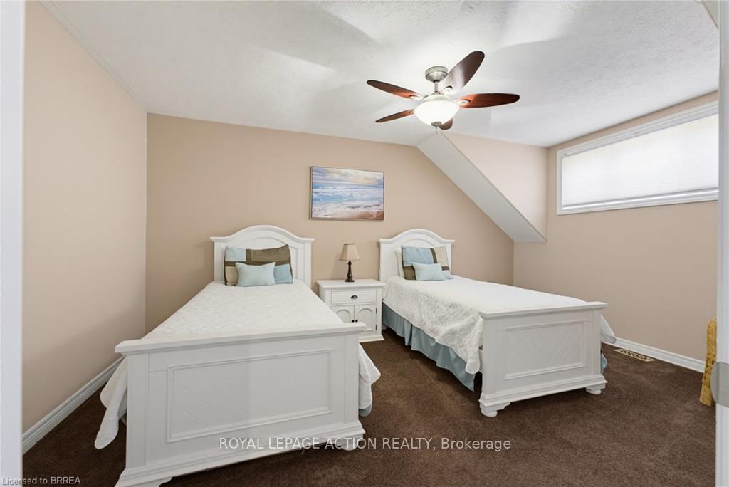 Photo 24 of 1 Rue Chateaux Terrace, Brantford, Empire South — HOMEH