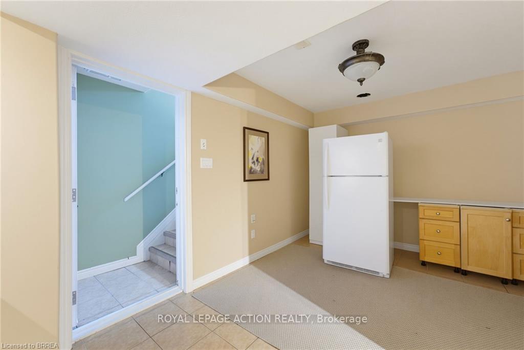 Photo 36 of 1 Rue Chateaux Terrace, Brantford, Empire South — HOMEH