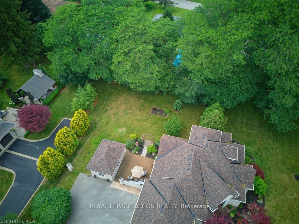Photo 43 of 1 Rue Chateaux Terrace, Brantford, Empire South — HOMEH