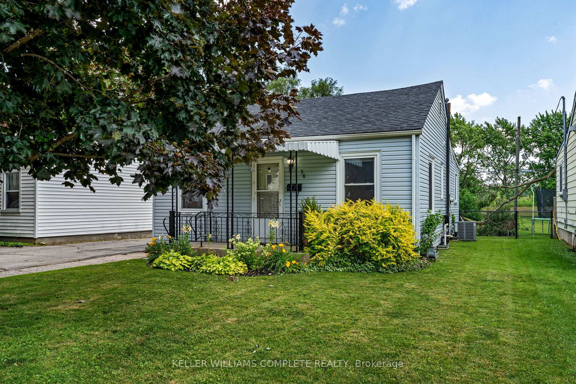 Photo 3 of 56 Sixth Avenue, Brantford, Eagle Place East — HOMEH