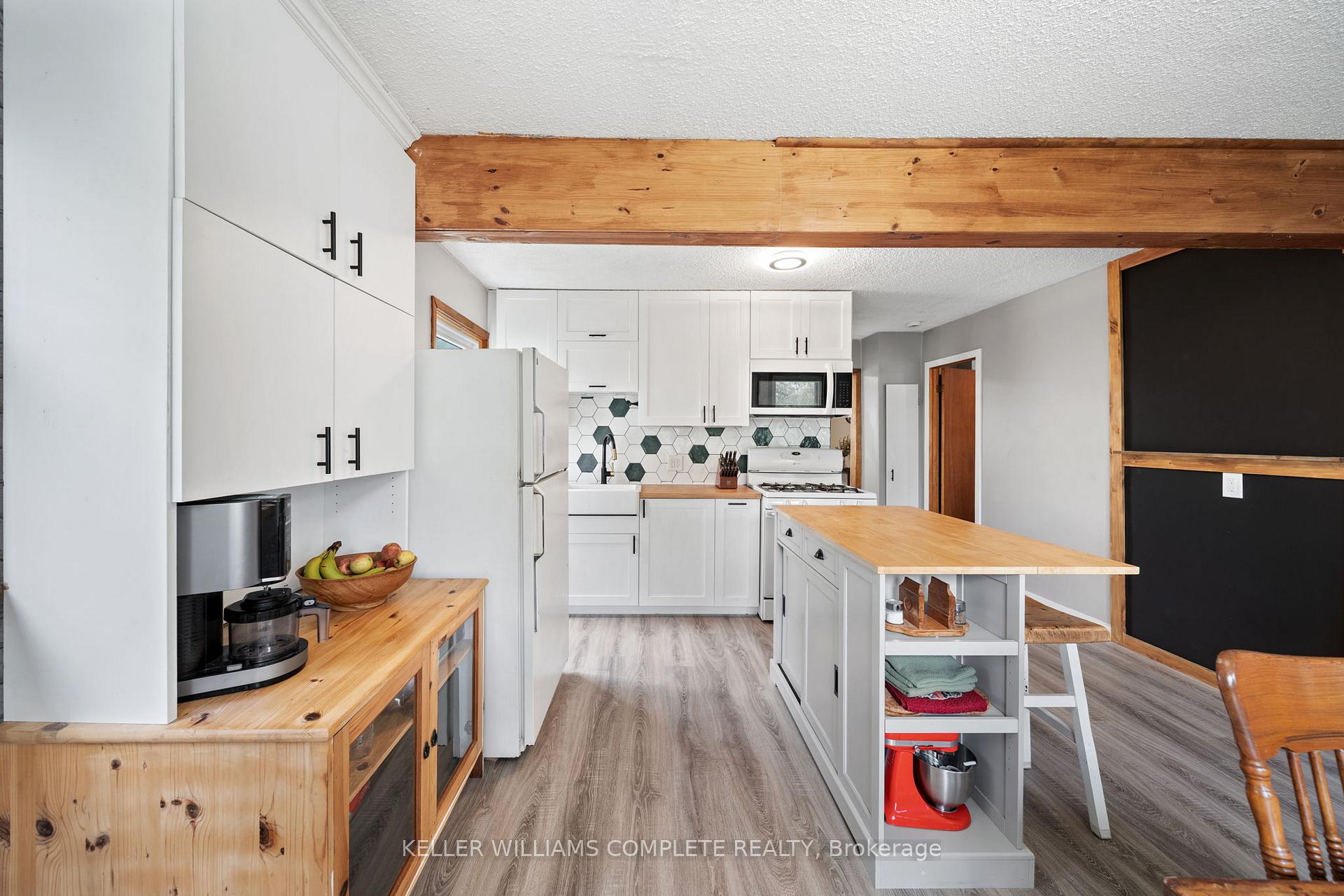 Photo 16 of 56 Sixth Avenue, Brantford, Eagle Place East — HOMEH