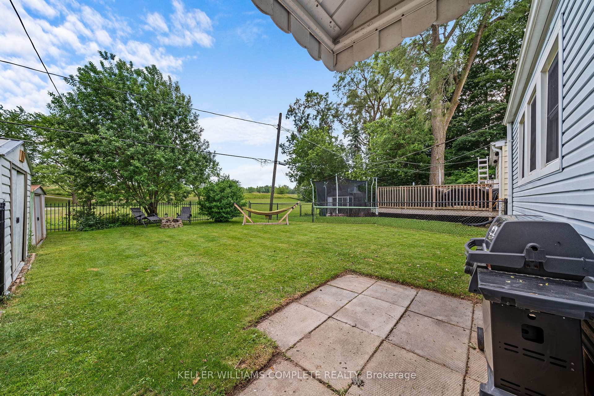 Photo 23 of 56 Sixth Avenue, Brantford, Eagle Place East — HOMEH