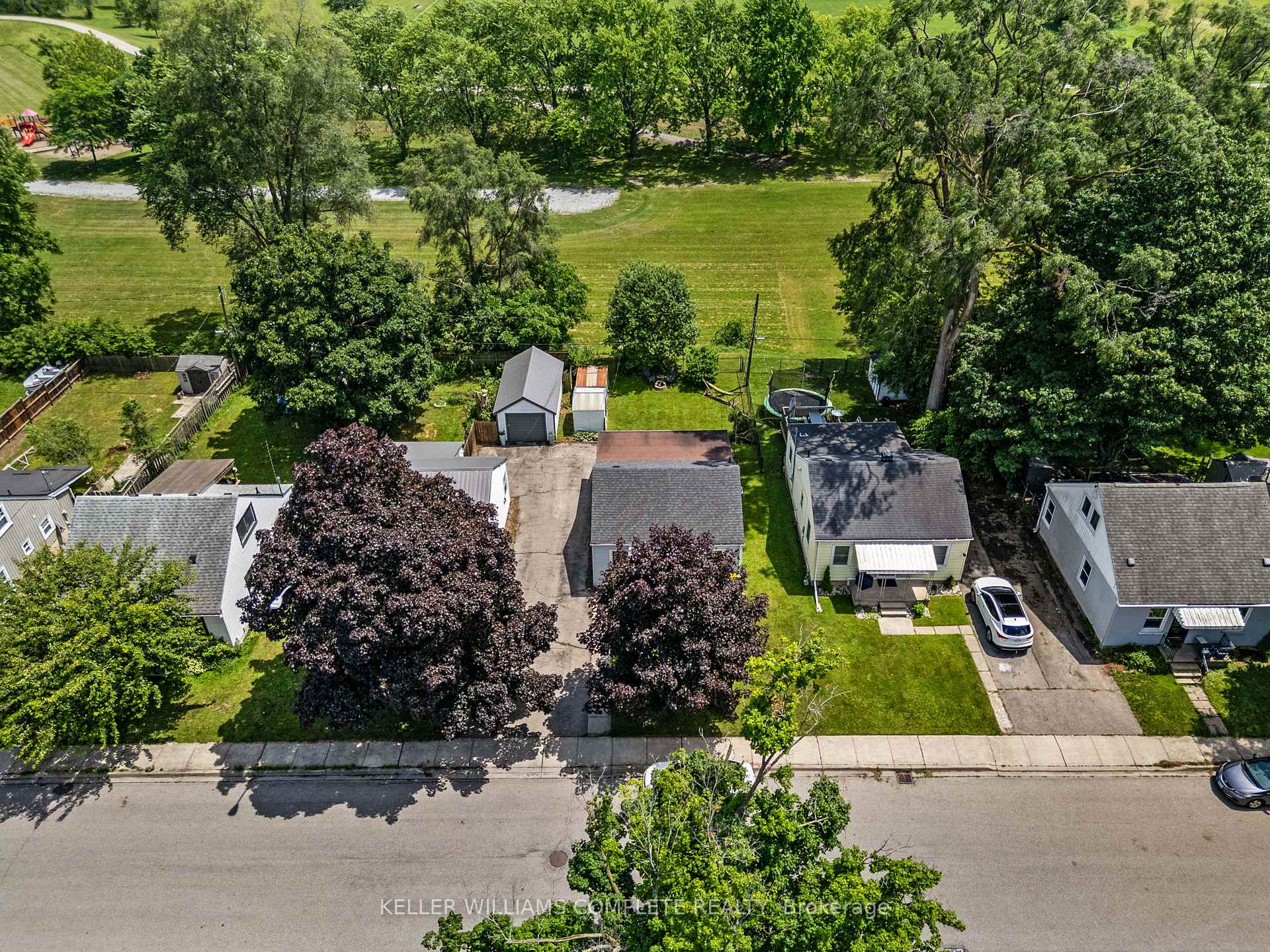 Photo 27 of 56 Sixth Avenue, Brantford, Eagle Place East — HOMEH