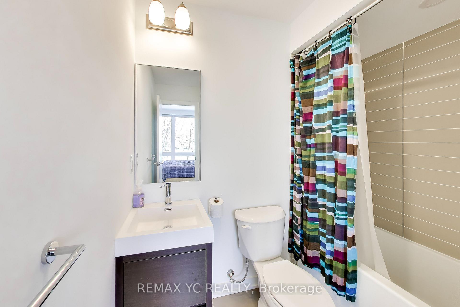 Photo 23 of 18 Deep Roots Terrace, Toronto, Englemount-Lawrence — HOMEH