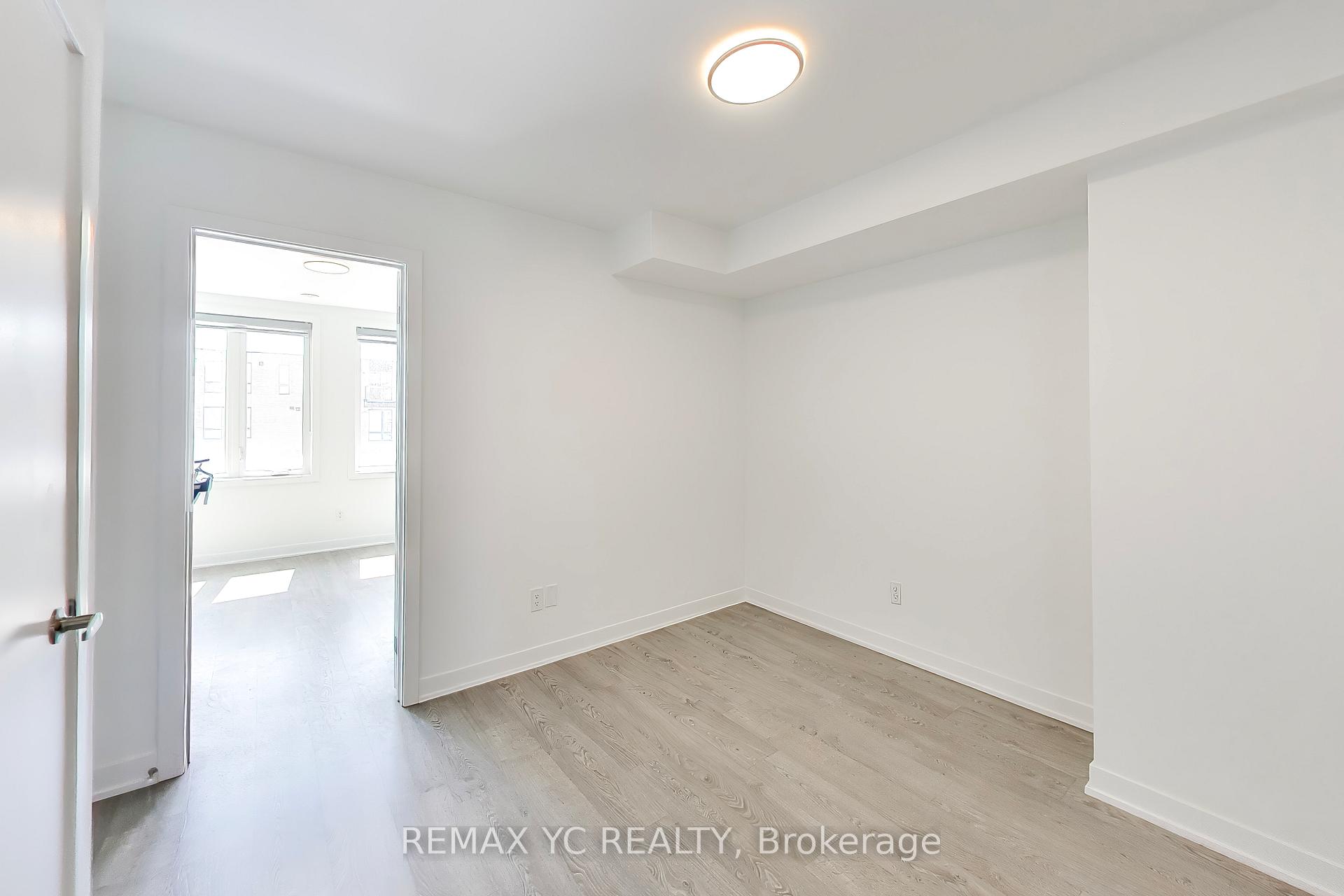 Photo 31 of 18 Deep Roots Terrace, Toronto, Englemount-Lawrence — HOMEH