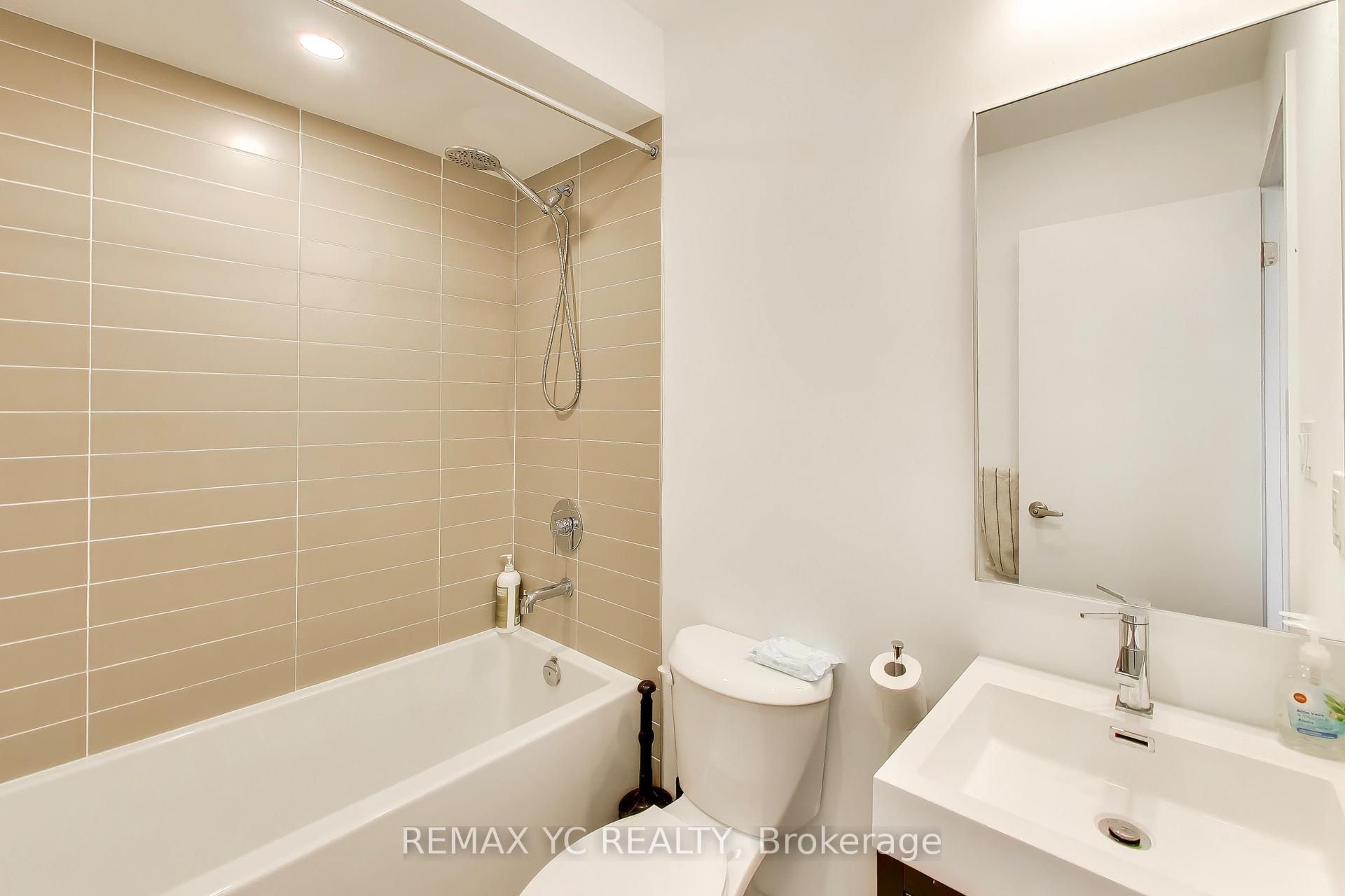 Photo 26 of 18 Deep Roots Terrace, Toronto, Englemount-Lawrence — HOMEH