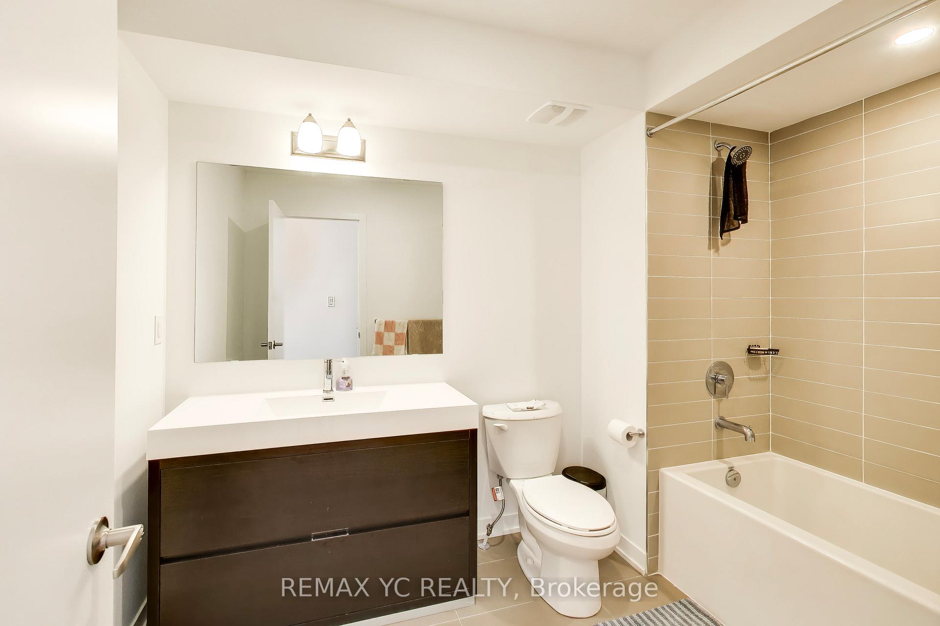 Photo 20 of 18 Deep Roots Terrace, Toronto, Englemount-Lawrence — HOMEH