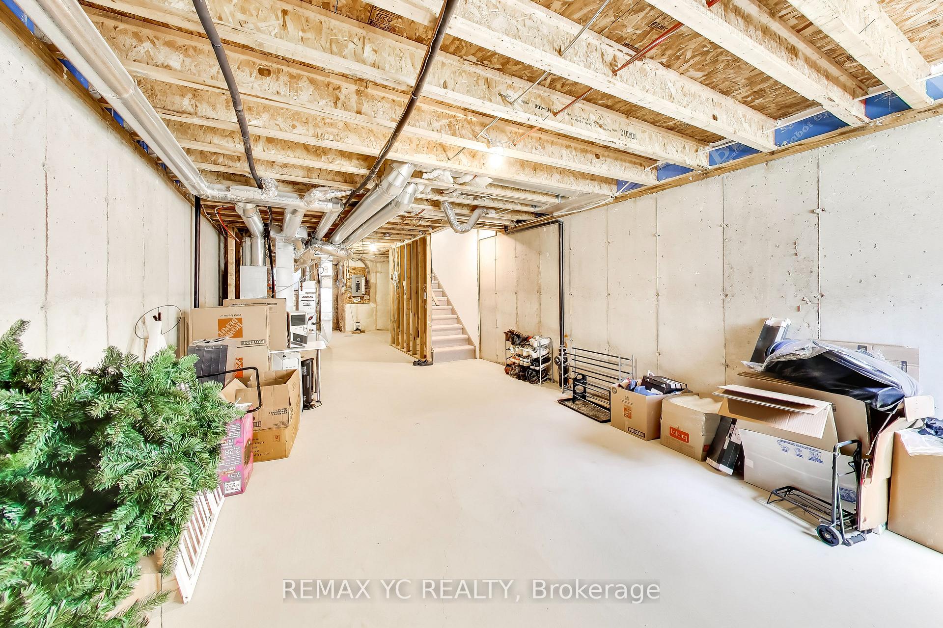 Photo 34 of 18 Deep Roots Terrace, Toronto, Englemount-Lawrence — HOMEH