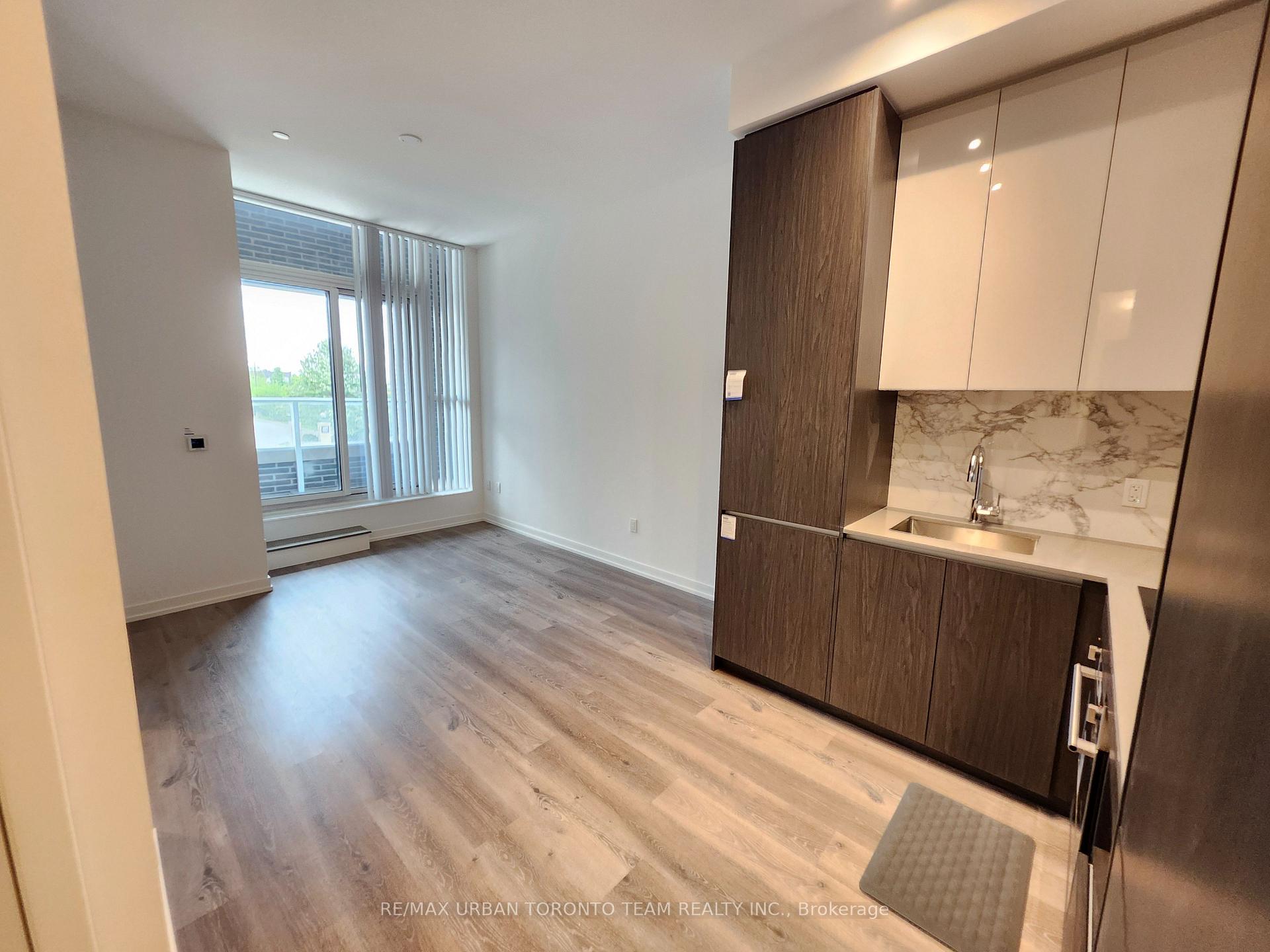 Photo 2 of Unit 206, 28 Interchange Way, Vaughan, Vaughan Corporate Centre — HOMEH
