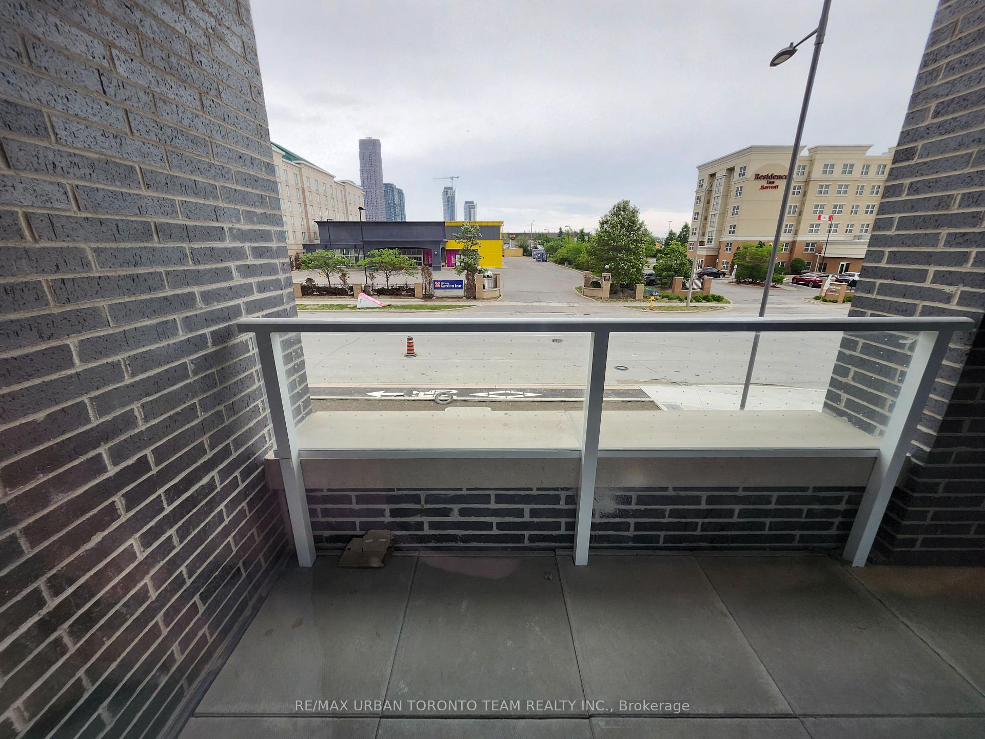 Photo 5 of Unit 206, 28 Interchange Way, Vaughan, Vaughan Corporate Centre — HOMEH