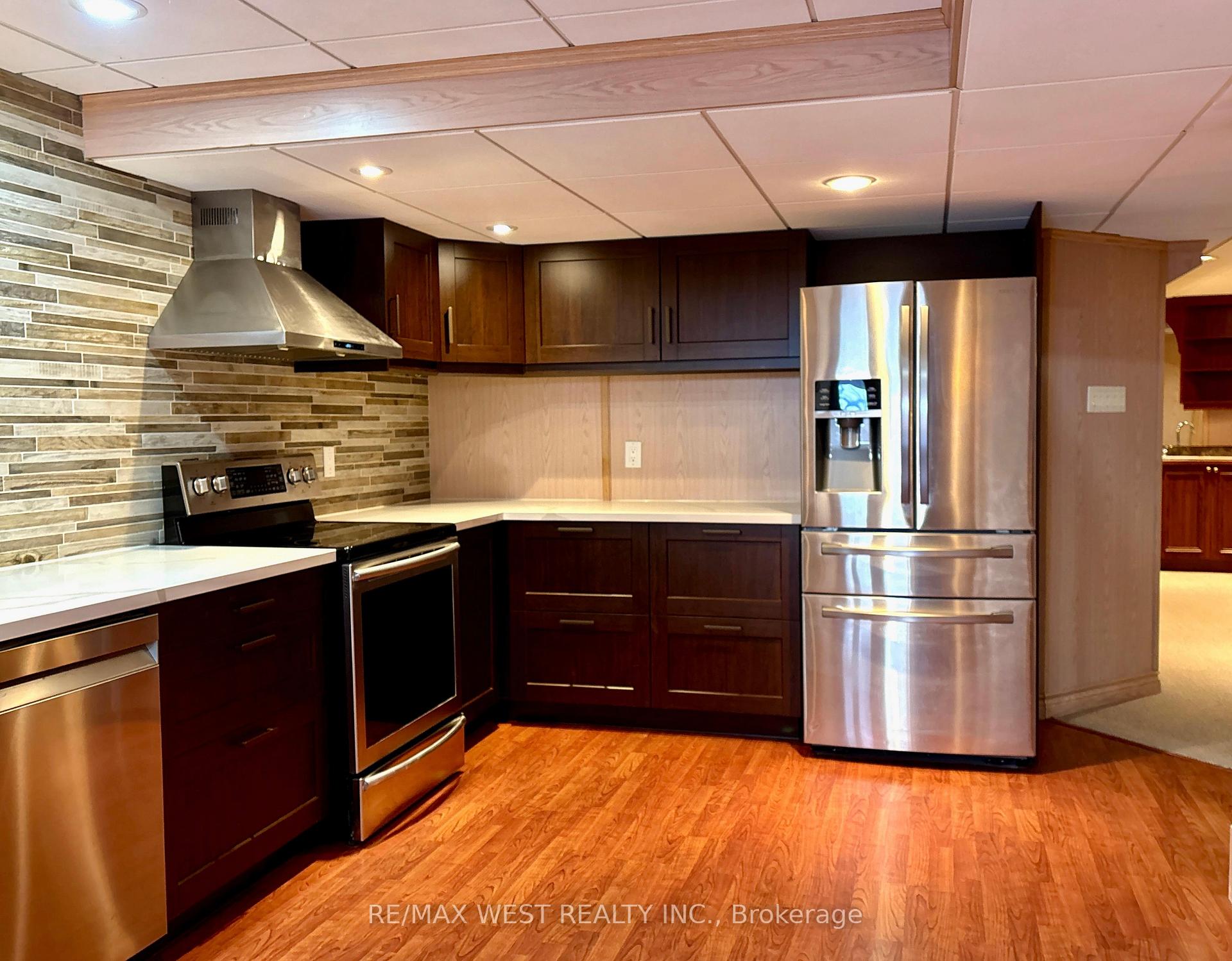 Photo 5 of 463 Hewitt Circle, Newmarket, Summerhill Estates — HOMEH