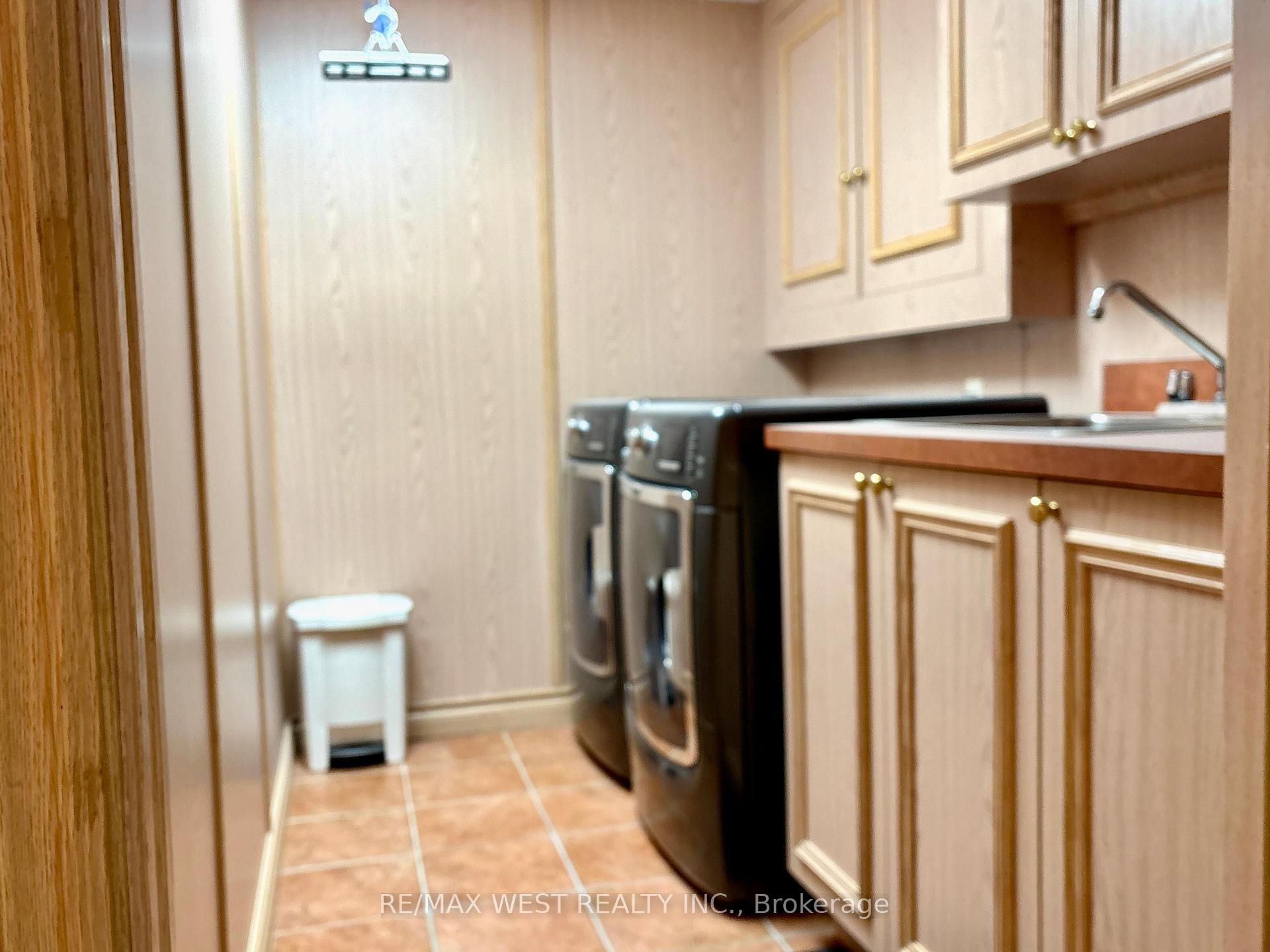 Photo 12 of 463 Hewitt Circle, Newmarket, Summerhill Estates — HOMEH