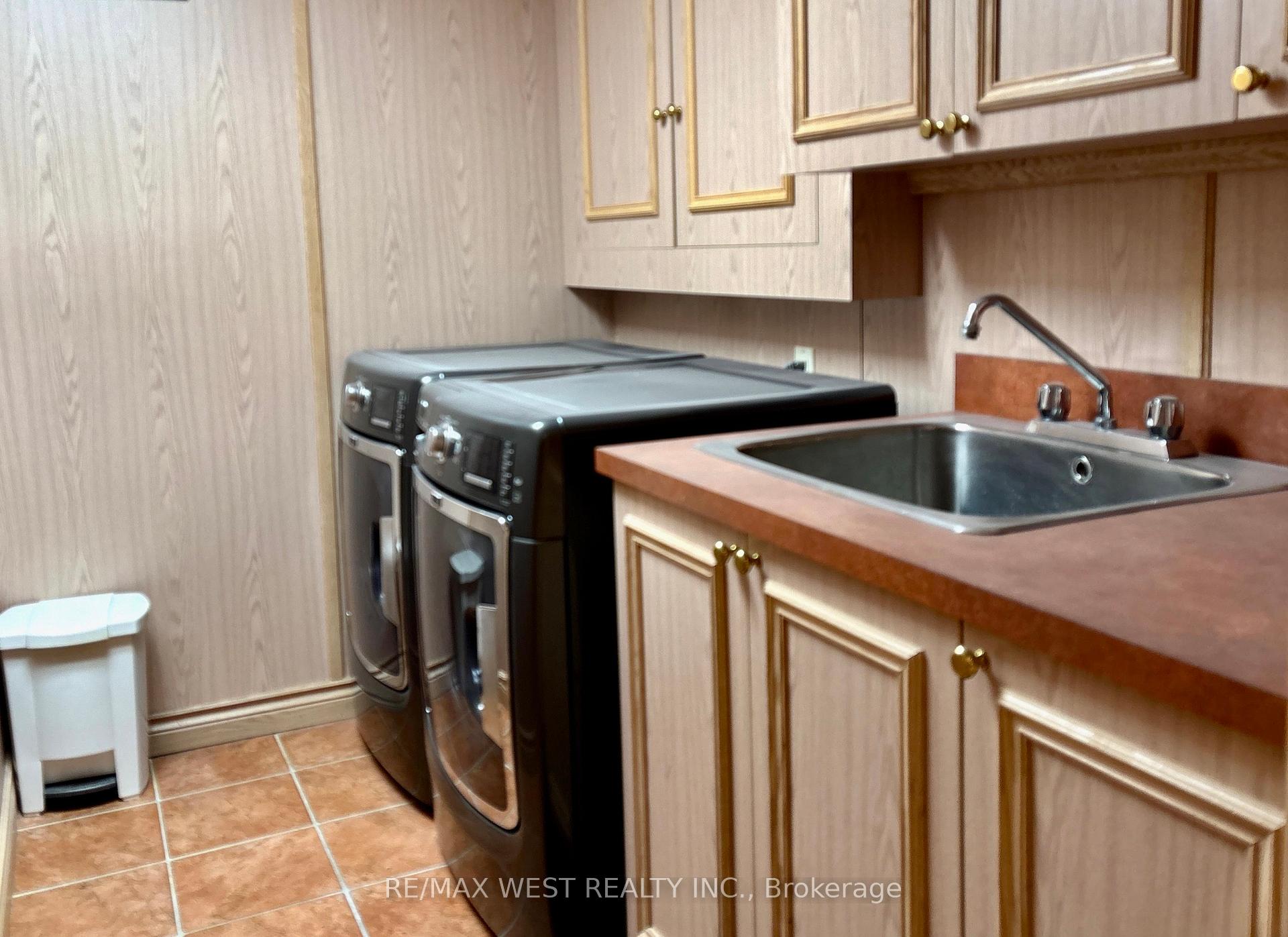 Photo 13 of 463 Hewitt Circle, Newmarket, Summerhill Estates — HOMEH