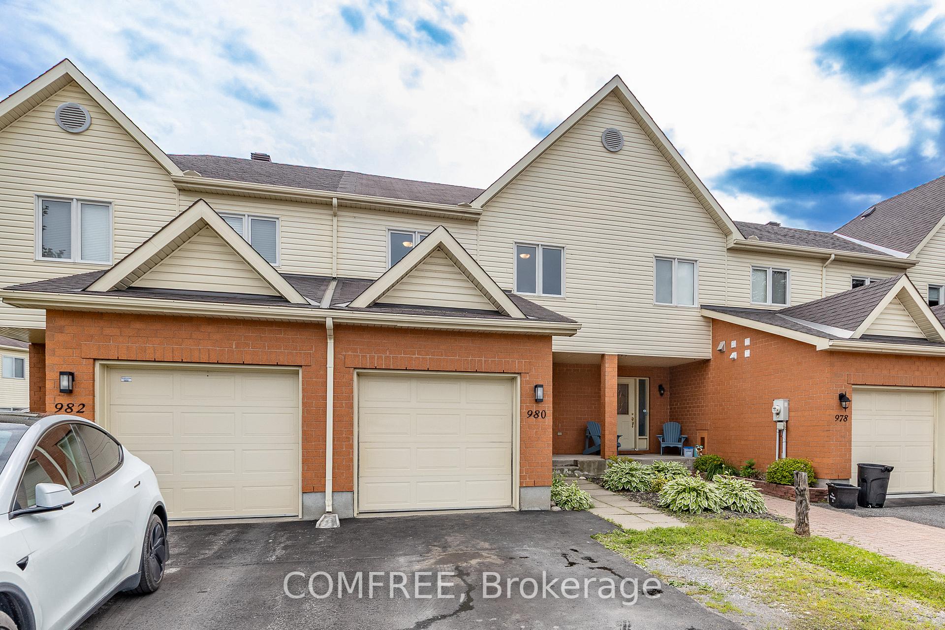 Photo of 980 Heritage Drive