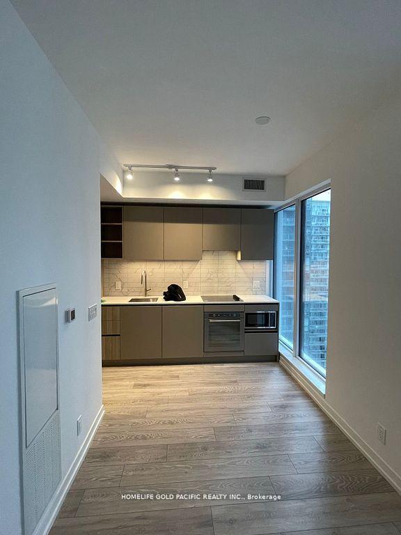 Photo 8 of Unit 3306, 55 Mercer Street, Toronto, Waterfront Communities — HOMEH