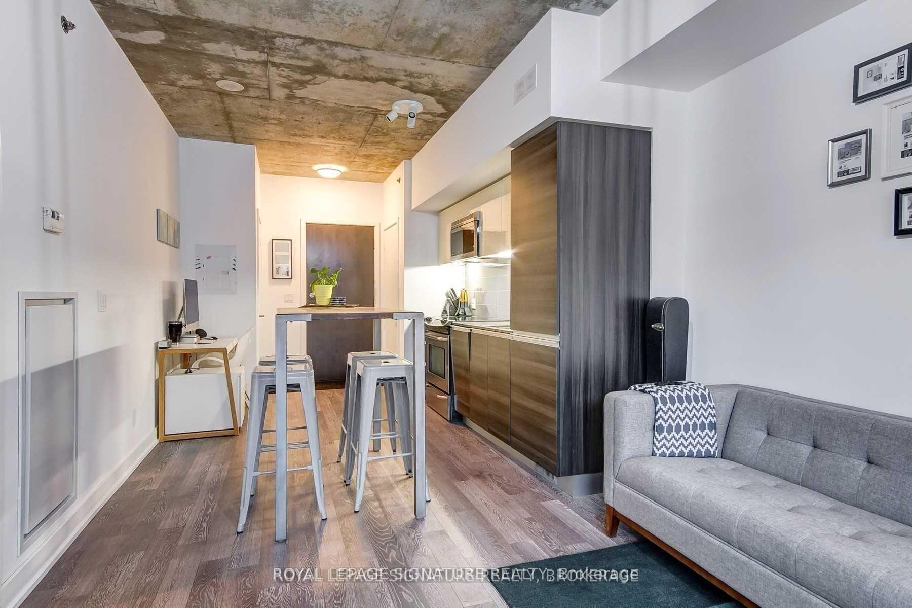 Photo 6 of Unit 704, 20 Minowan Miikan Lane, Toronto, Little Portugal — HOMEH