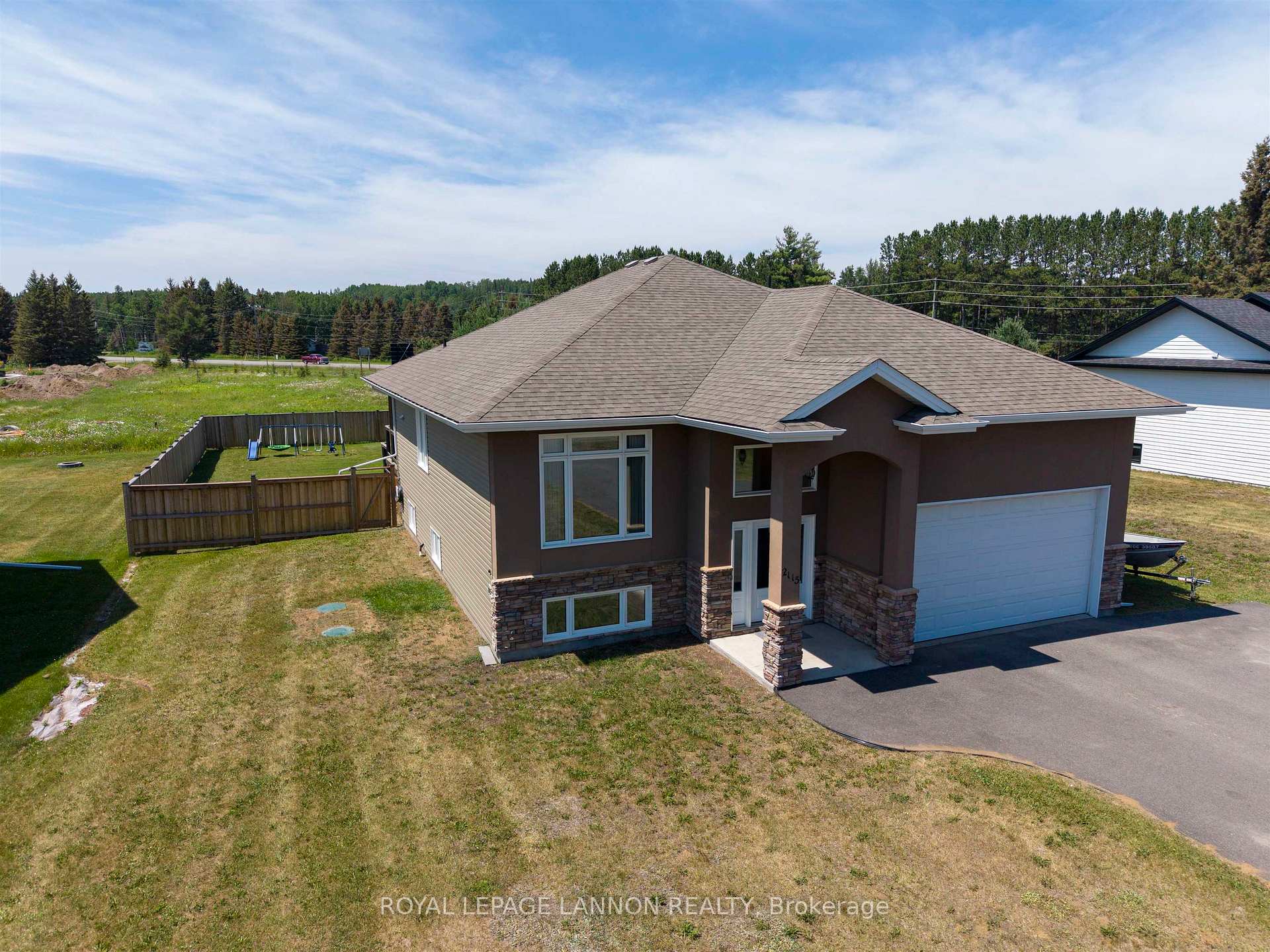 Photo 2 of 2115 15TH Side Road S, Thunder Bay, Mountain Road — HOMEH