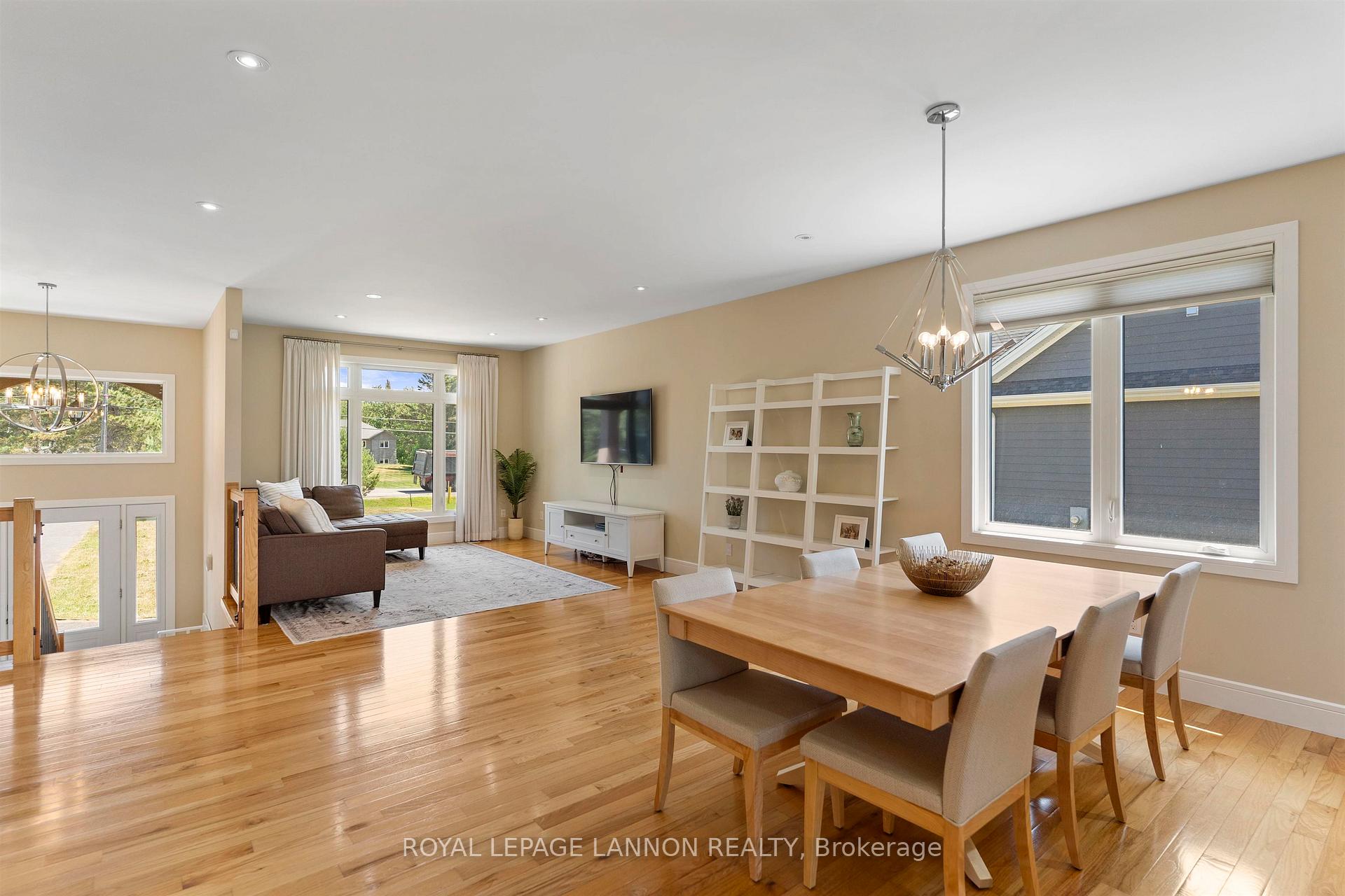 Photo 9 of 2115 15TH Side Road S, Thunder Bay, Mountain Road — HOMEH