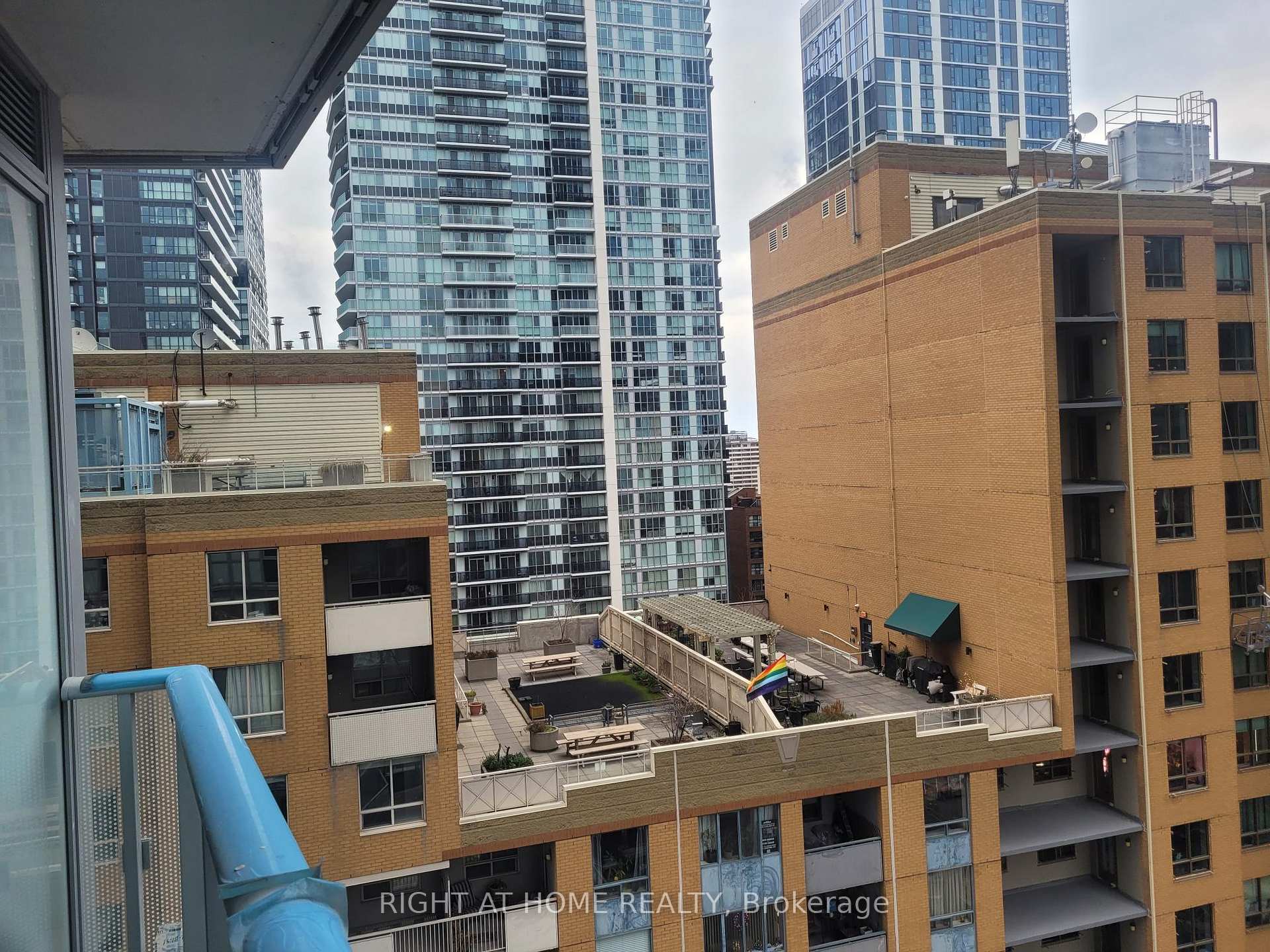 Photo 14 of Unit 1607, 100 Dalhousie Street, Toronto, Church-Yonge Corridor — HOMEH