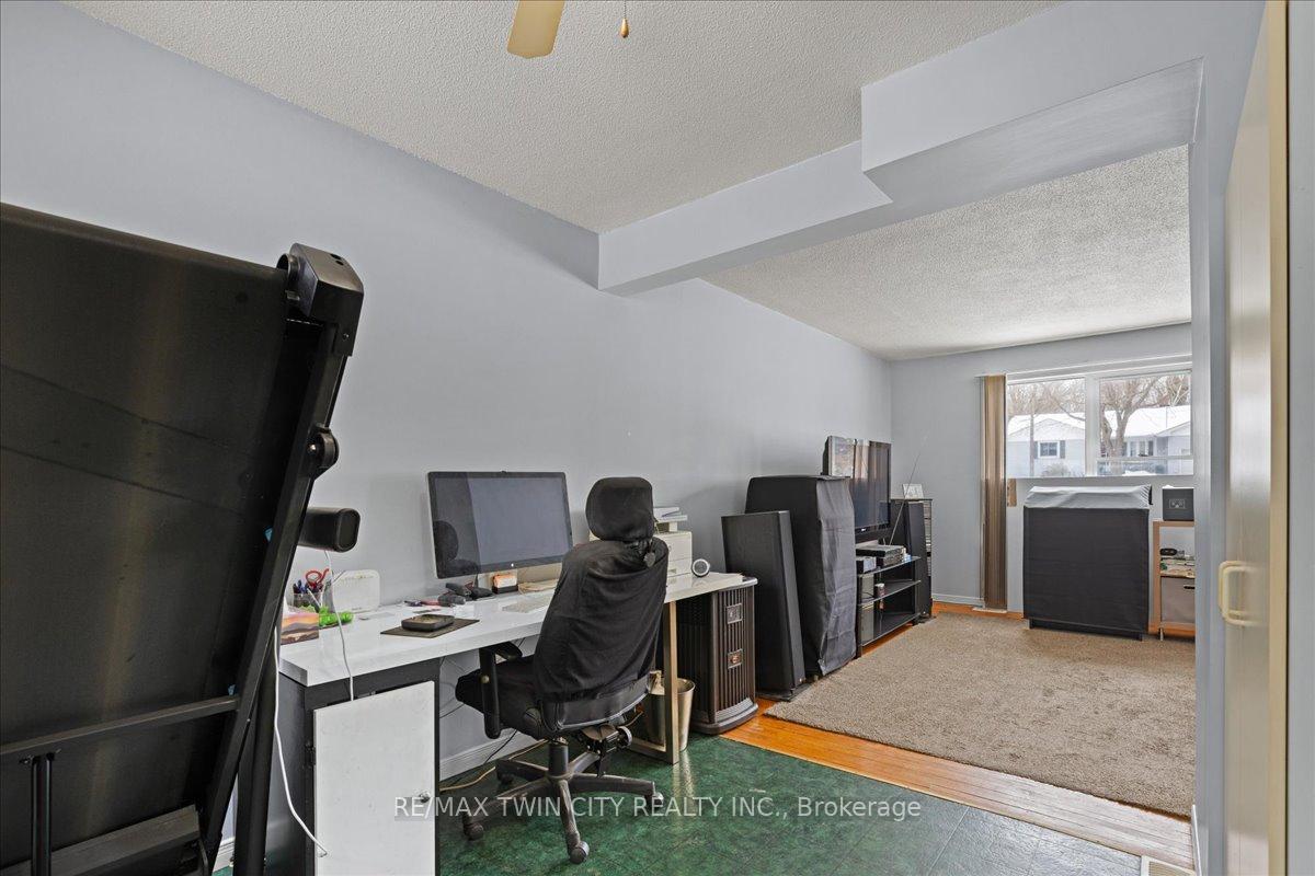 Photo 11 of 85 Elm Street, Norfolk, Simcoe — HOMEH